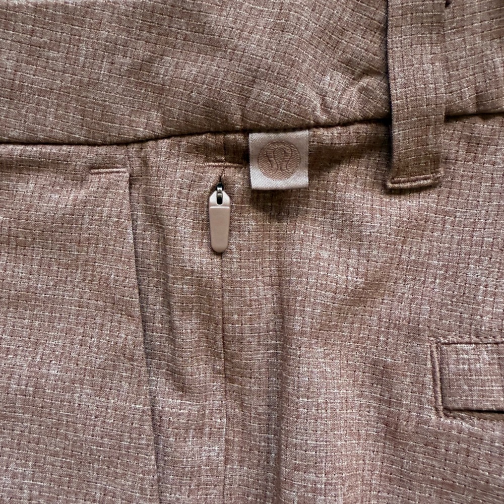 Lululemon Commission Classic-Fit Short 7" *Ventlight in
Heathered Smoky Topaz - Picture 8 of 15